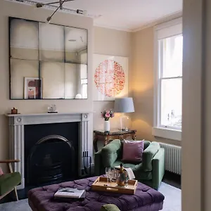  Holiday home Cambridge House